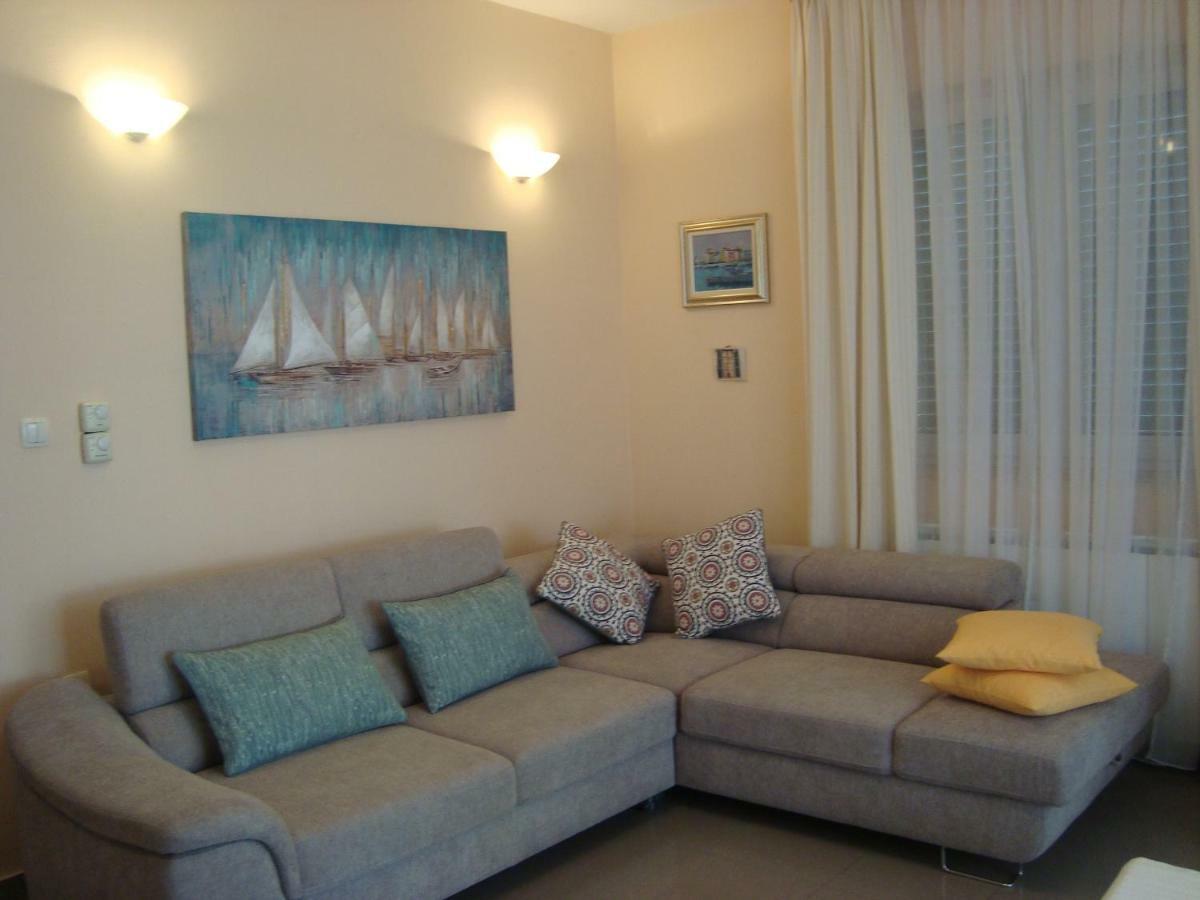 Eja Apartament Zadar